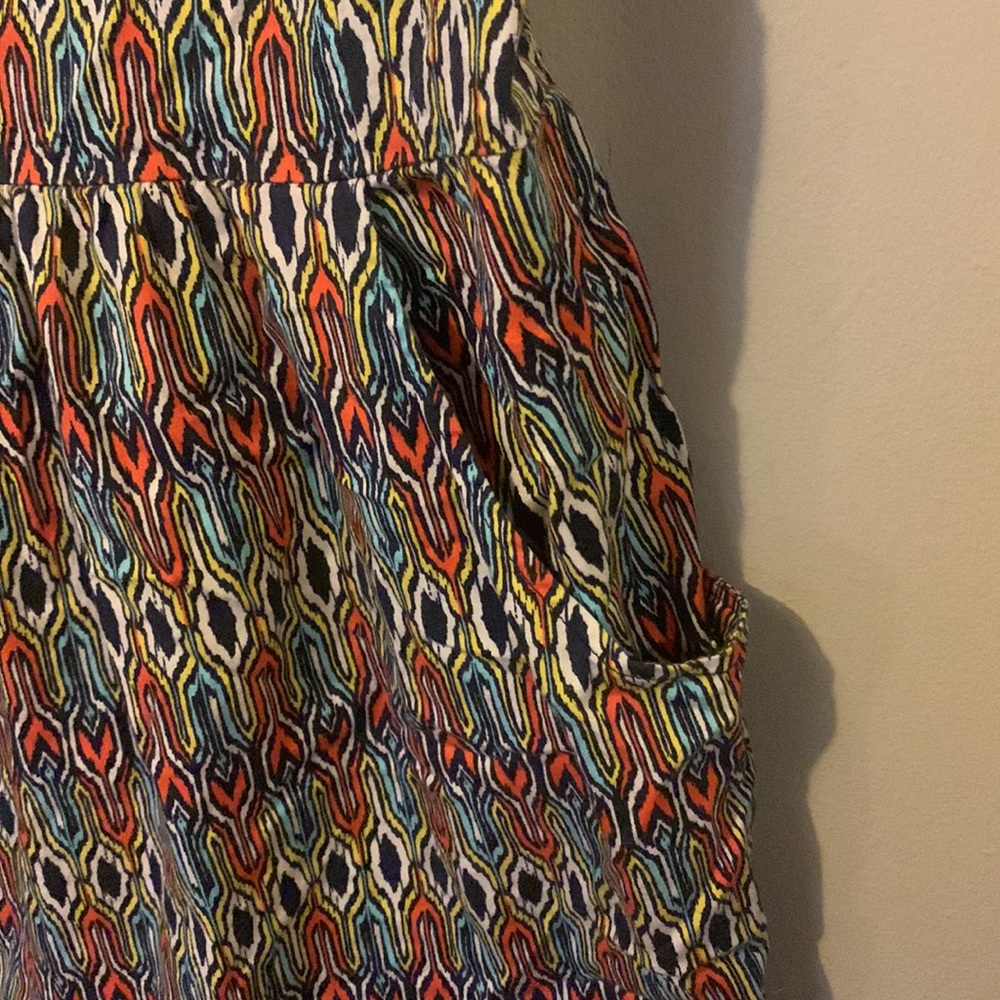 Dress - Picture 2 of 6